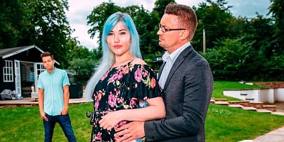 Blue-haired chick Misha Mayfair is serving two dicks in the garden