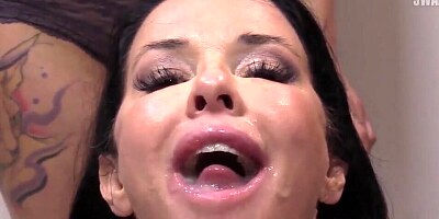 American slut Veronica Avluv is having her mouth loaded with multiple cumshots