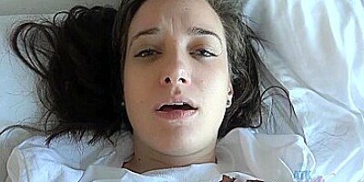 Gia Paige sees the cum blasting at her face and closes her eyes