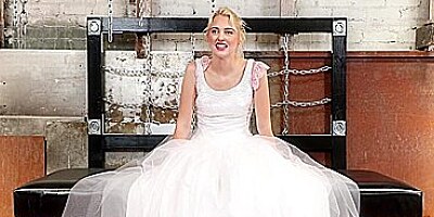 Wedding Nightmare: Chloe Cherry Gets Fucked by Fiances Five Friends