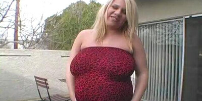 Pregnant blonde is in a lustful trance and needs to get fucked