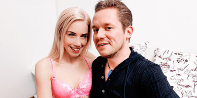 Nesty & Max Maynard in Pink Lingerie And Pink Pussy: Nesty Seduces User Max