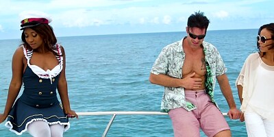 Sexy slutty captain rides tourist dick on the boat