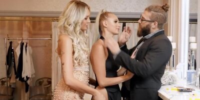 Fashionable boy helps two blonde charmers relax via a threesome