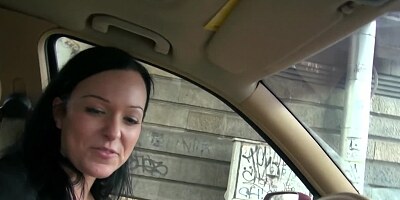 Random amateur girl takes cash to suck cock in the car