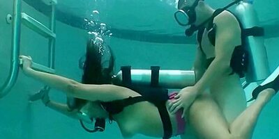 Katie Cummings Underwater Scuba Sex