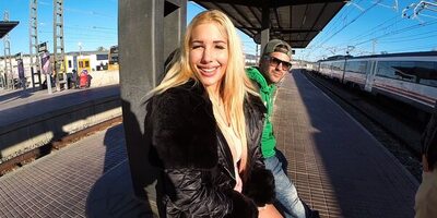 Big Tit Babe Gets Wild On a Public Train