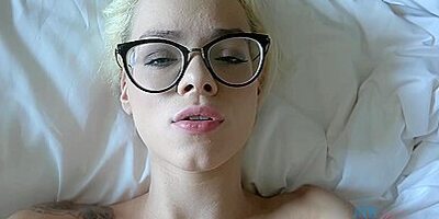 Elsa Jean In The First Thing You Do In Thailand Is To Give Her A Creampie