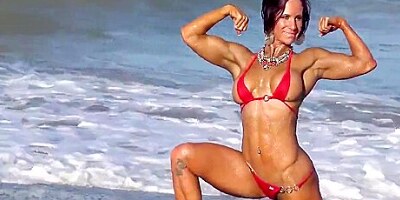 Tanned And Sultry Fitness Mom Toni Andra 4