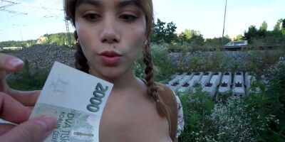Pickup artist nails babe for money in the woods