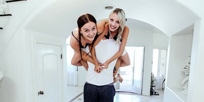Two teenage beauties reach orgasms in an FFM threesome