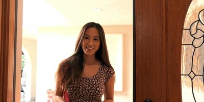 Asian teen Alexia Anders rewards her gracious BnB host with her pussy
