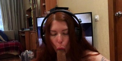 Horny Redhead like Reverse Cowgirl and Apex Legends -eating Cum from Condom