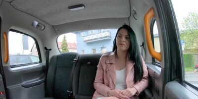 Sarah Simons has sex with taxi driver in the backseat