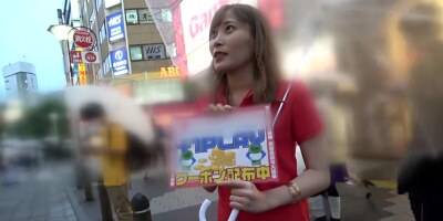 0000249_スレンダーの日本人女性が大量潮吹きするガン突き素人ナンパセックス