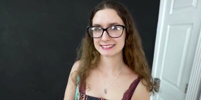Geeky girl with a hot pussy is going to fuck during an audition