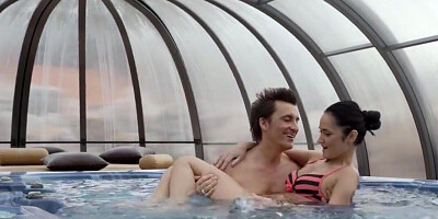 Womanizer is nailing a slender hottie in the swimming pool