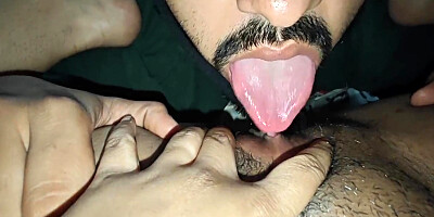 Desi Chut Chataai Indian Pussy Licking Hard
