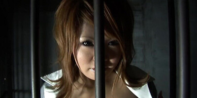 Japanese girl in prison giving a BJ to the police guard