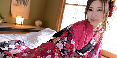 Yui Shiina wearing a kimono while fucked by her hubby