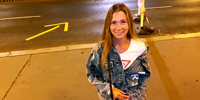 Teen 18+ Takes The Biggest Dick Of Favourite Pornostar In Public - Mary Rock
